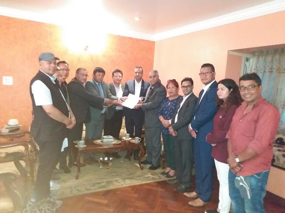 एनआरएन यूकेको टोलीलाई देउवाले भने, ‘गैरआवासीय नेपालीलाई नागरिकता दिलाउन पहल गर्छु’