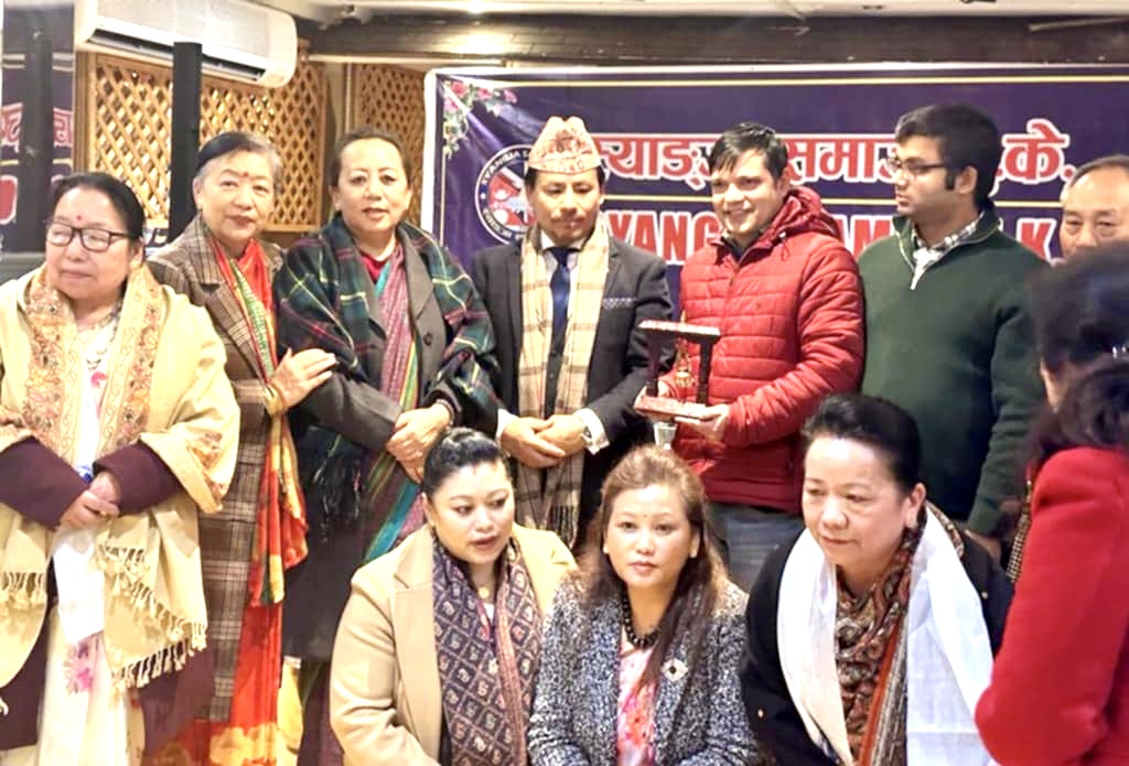 स्याङ्जा समाज यूकेले गर्र्यो वार्षिक बैठकमा गण्डकी प्रदेश सांसद सरस्वती गुरुङलाई सम्मान अभिनन्दन